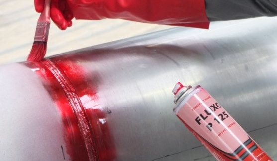 Типичные дефекты, выявляемые капиллярным контролем, и их причины