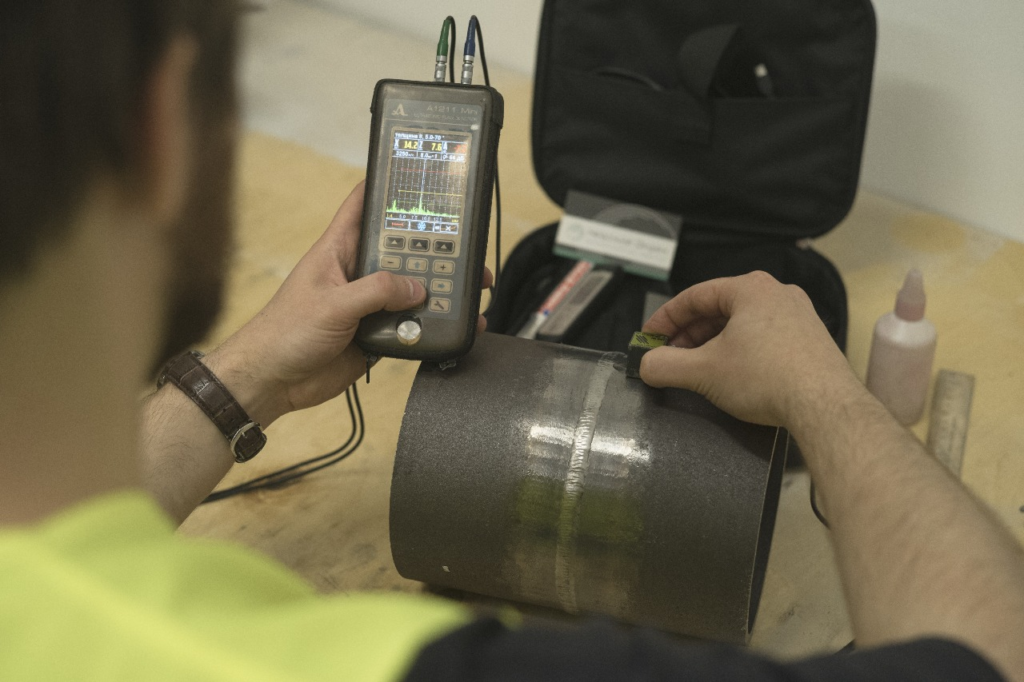 Сравнение визуального и ультразвукового контроля сварных соединений